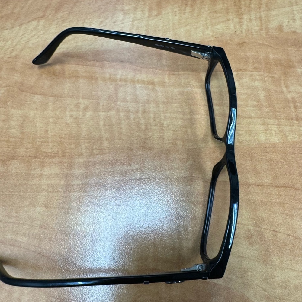 Authentic Gucci reading glasses $70